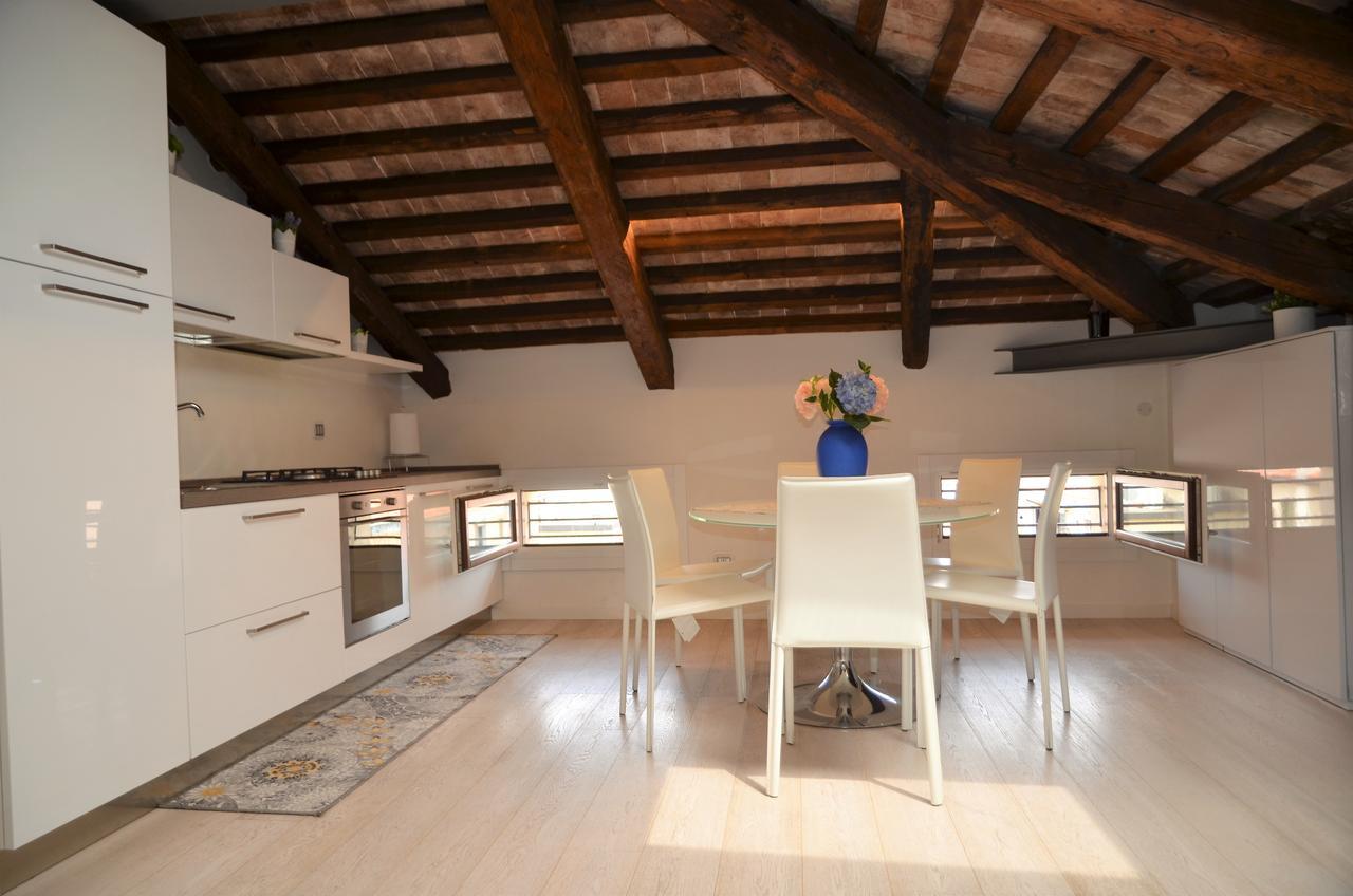 “Al Commercio” Luxury Loft Noale Buitenkant foto